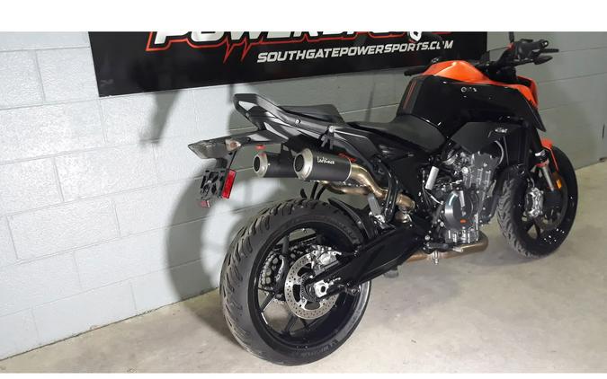 2022 890 DUKE - KTM