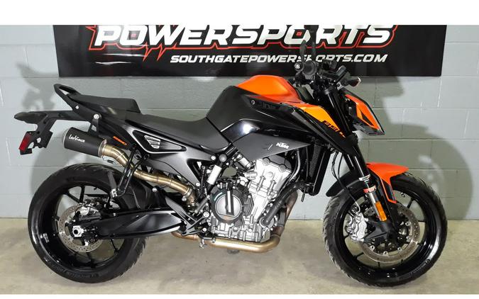 2022 890 DUKE - KTM