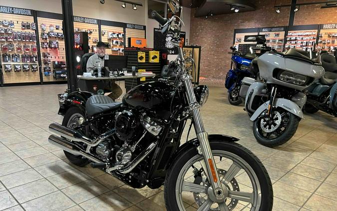 2024 Harley-Davidson Softail Standard Vivid Black