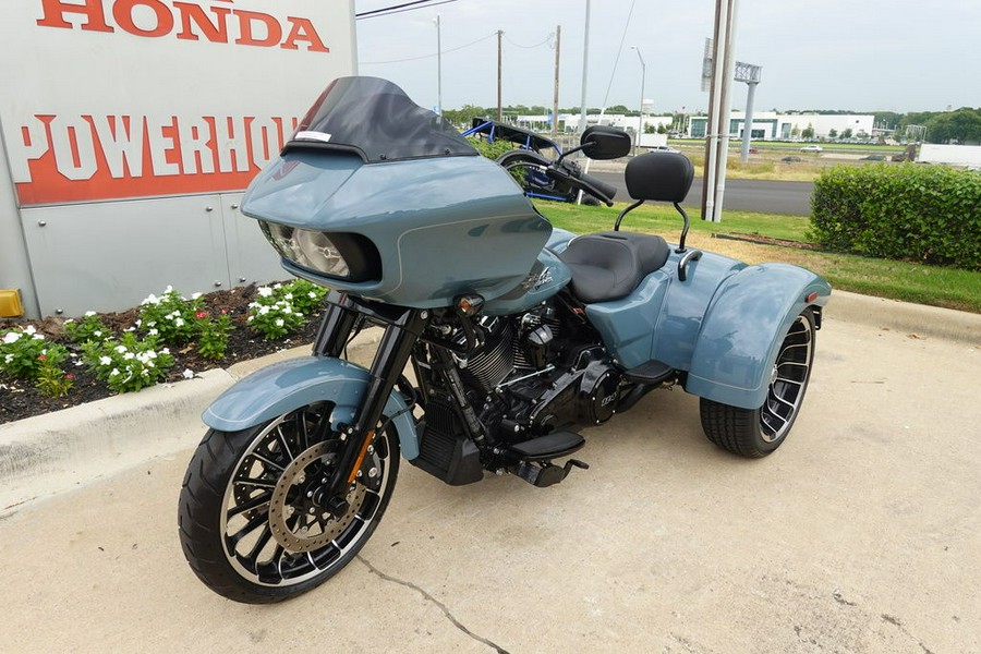 2024 Harley-Davidson Trike Road Glide® 3