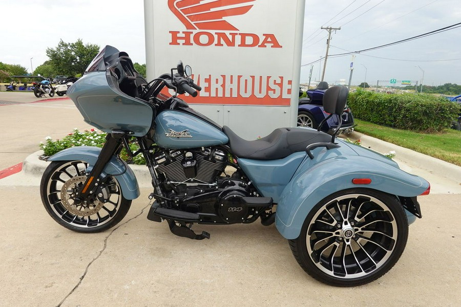 2024 Harley-Davidson Trike Road Glide® 3