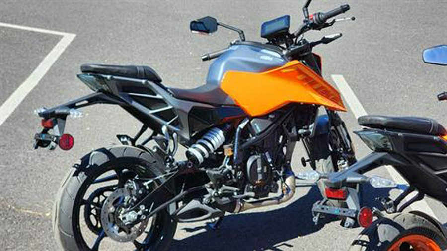 2024 KTM 250 Duke
