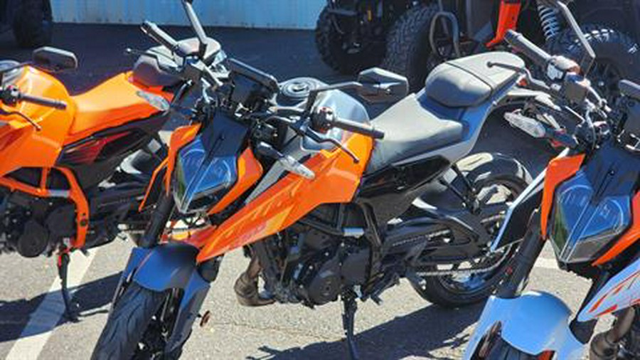 2024 KTM 250 Duke