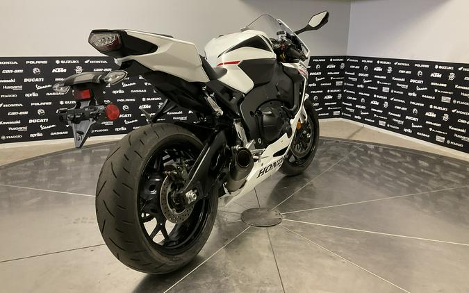 2027 HONDA CBR1000RR - 74755H