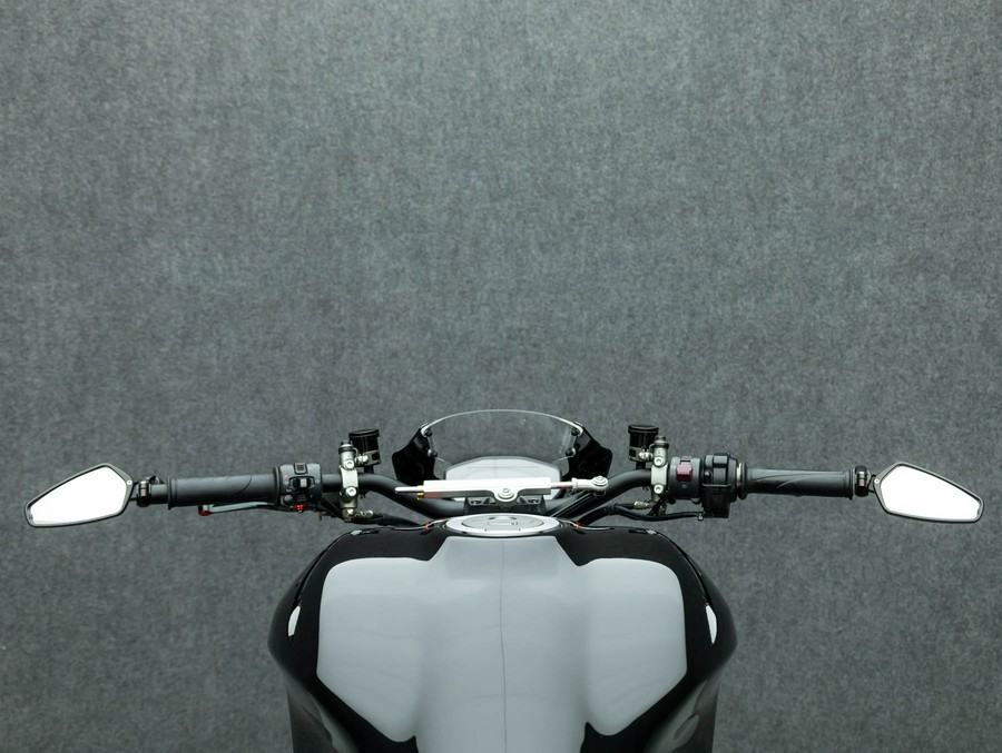 2016 DUCATI MONSTER 1200R BLACK W/ABS