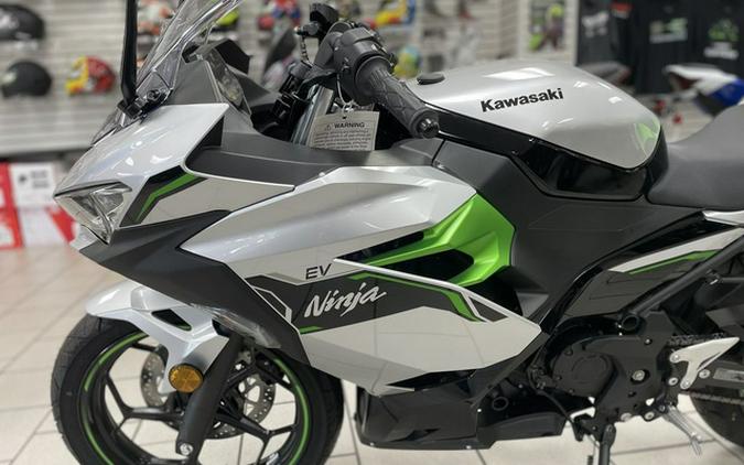 2024 Kawasaki Ninja e-1 ABS