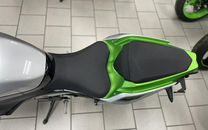 2024 Kawasaki Ninja e-1 ABS