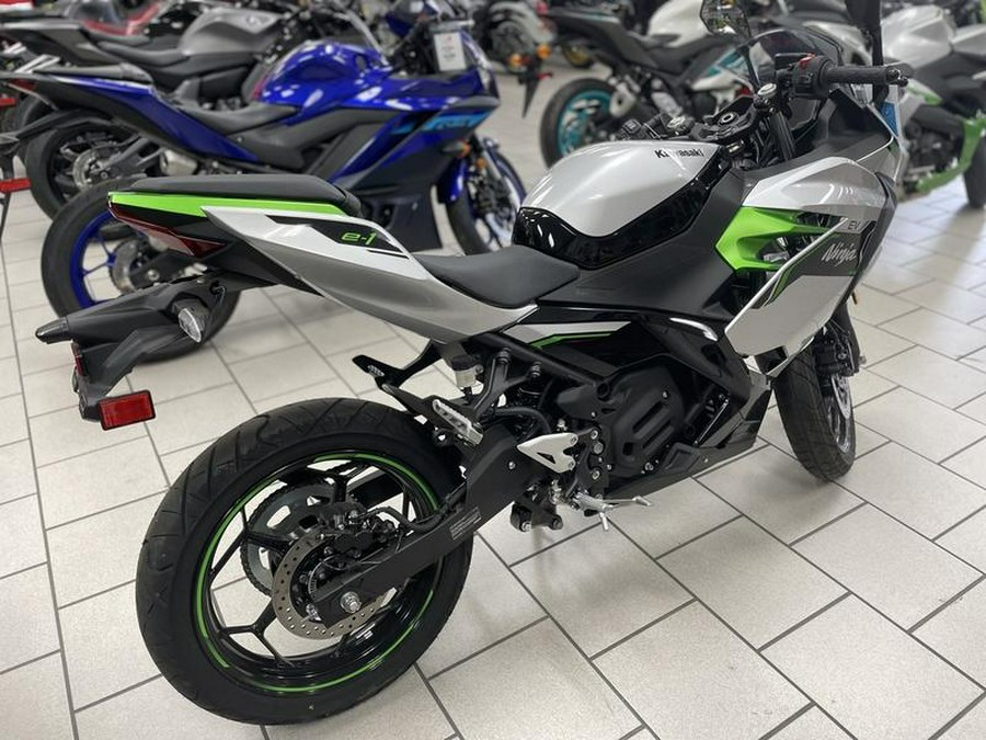 2024 Kawasaki Ninja® e-1 ABS