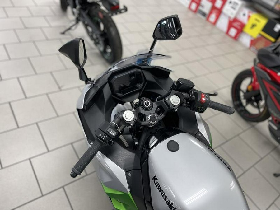 2024 Kawasaki Ninja® e-1 ABS
