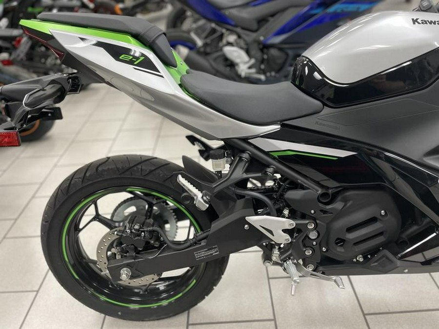 2024 Kawasaki Ninja® e-1 ABS