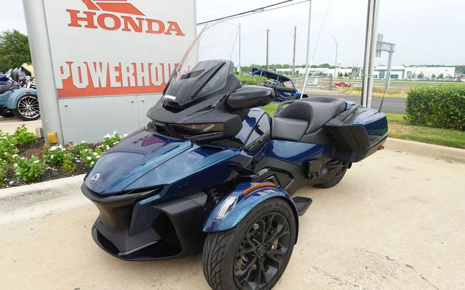 2022 Can-Am™ Spyder RT Base