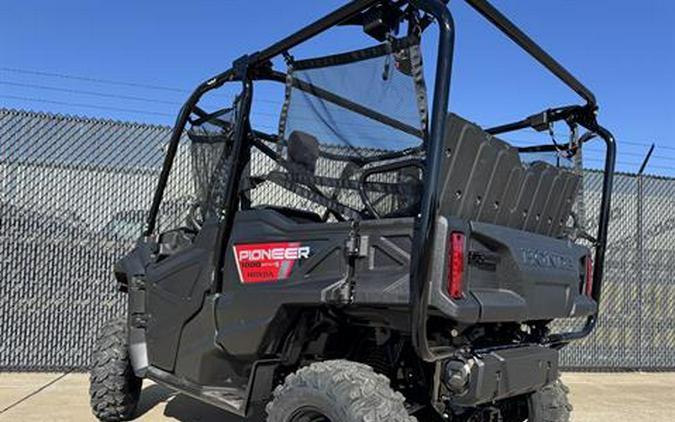 2025 Honda Pioneer 1000-5
