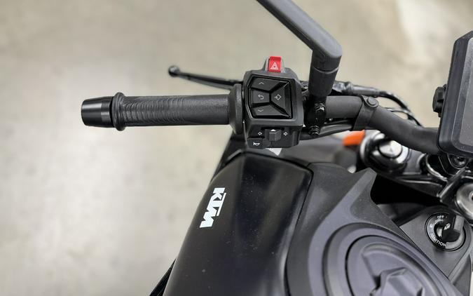 2026 KTM 250 Duke