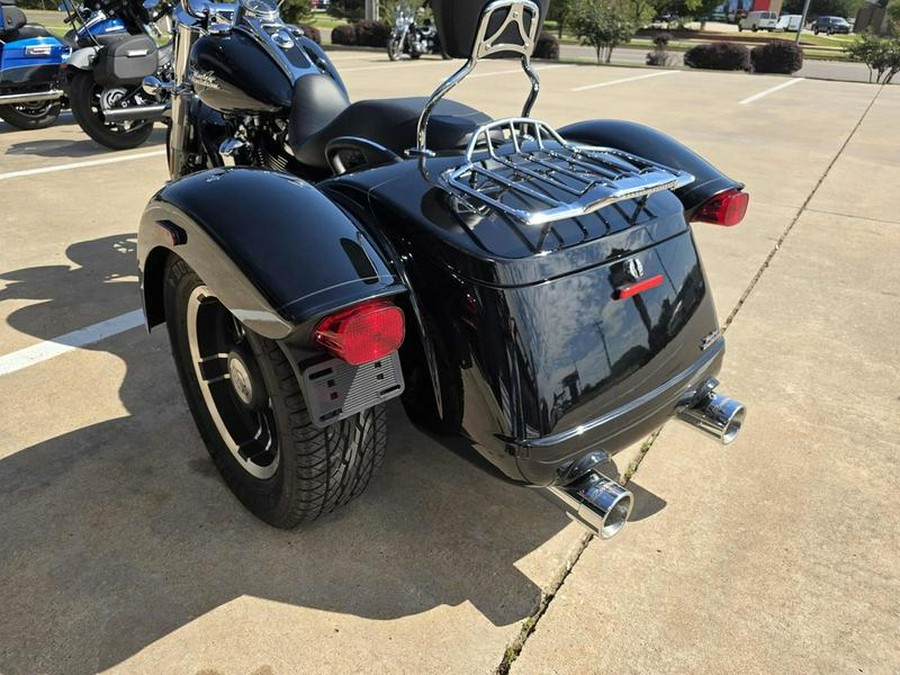 2022 Harley-Davidson® FLRT - Freewheeler®