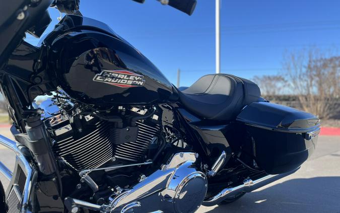 2026 Harley-Davidson® Street Glide® FLHX Vivid Black