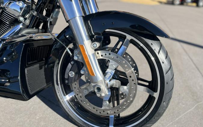 2026 Harley-Davidson® Street Glide® FLHX Vivid Black