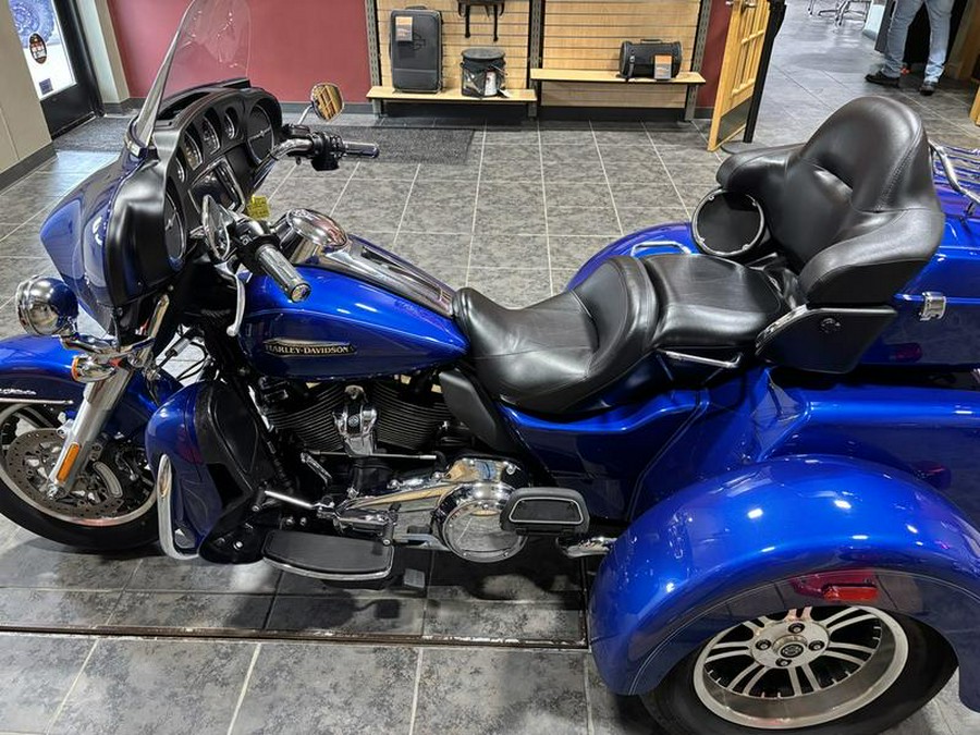 2017 Harley-Davidson® FLHTCUTG - Tri Glide® Ultra