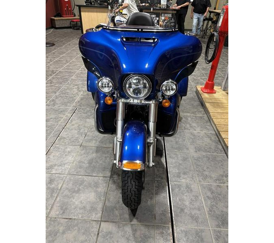 2017 Harley-Davidson® FLHTCUTG - Tri Glide® Ultra