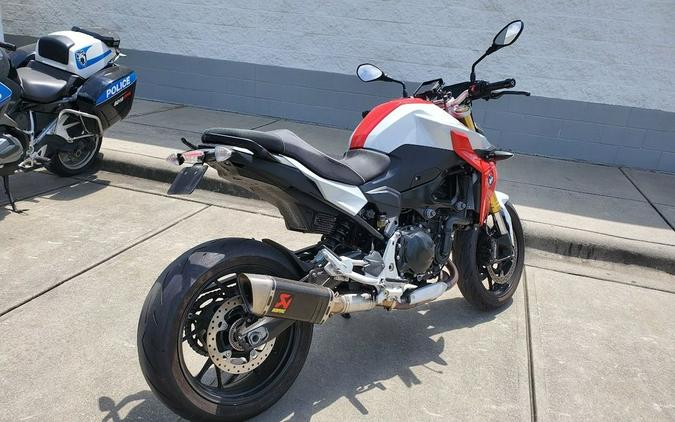 2020 BMW F 900 R Hockenheim Silver Metallic / Racing Red