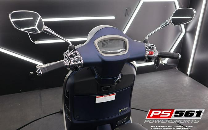 2024 Vespa GTS Super 300 Tech