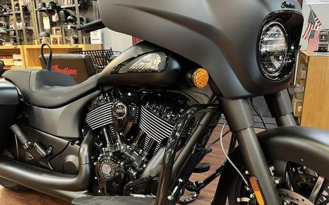 2024 Indian Motorcycle® Chieftain® Dark Horse® Black Smoke