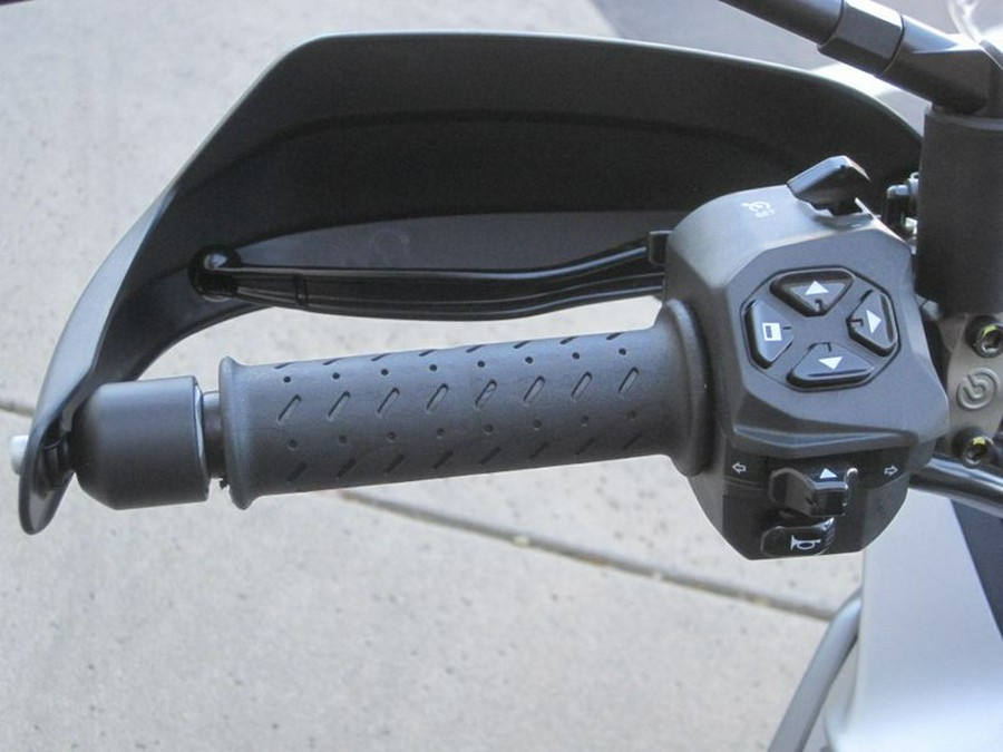 2024 Moto Guzzi Stelvio