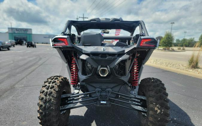 2025 Can-Am Maverick X3 DS Turbo Fiery Red & Hyper Silver