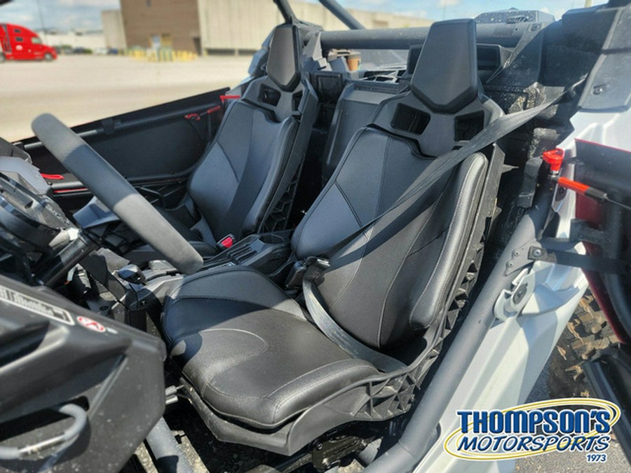 2025 Can-Am Maverick X3 DS Turbo Fiery Red & Hyper Silver