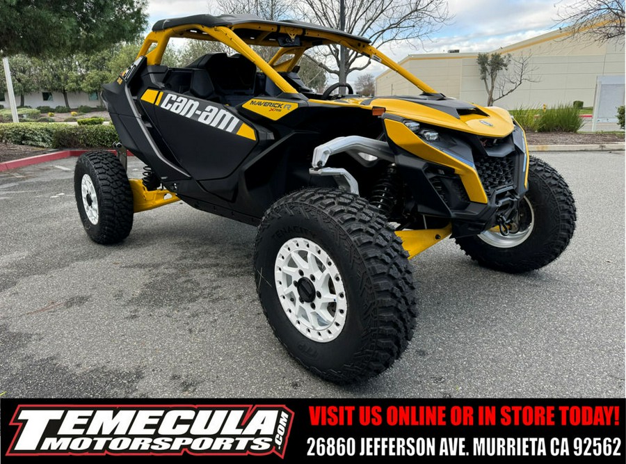 2024 Can-Am™ Maverick R X rs With SMART-SHOX