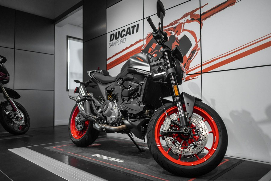 2025 Ducati Monster 937