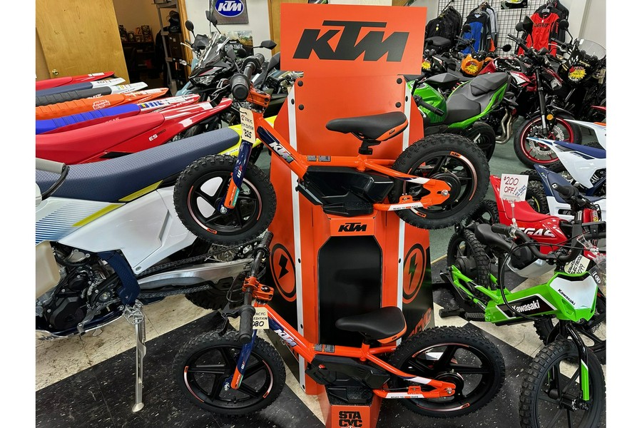 2024 STACYC 12" - 12eDrive KTM Team Edition