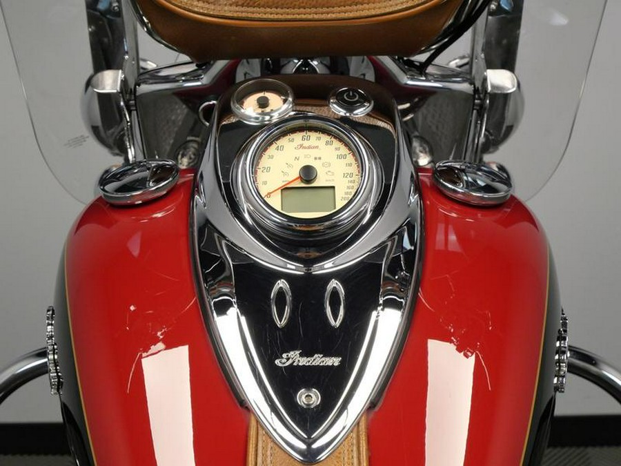 2015 Indian Motorcycle® Chief® Vintage Indian Red / Thunder Black
