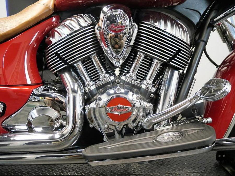 2015 Indian Motorcycle® Chief® Vintage Indian Red / Thunder Black