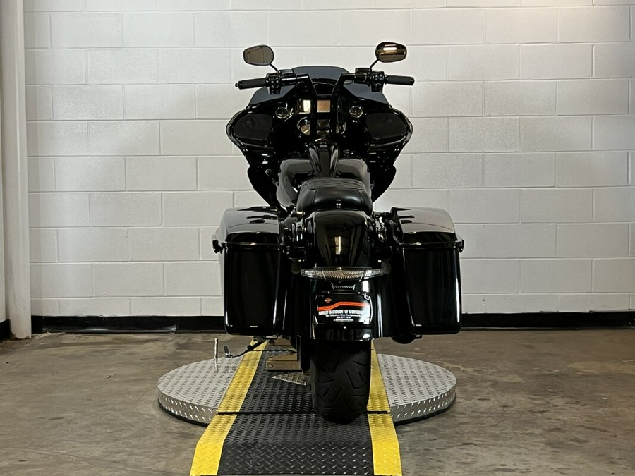 FLTRXS 2018 Road Glide Special