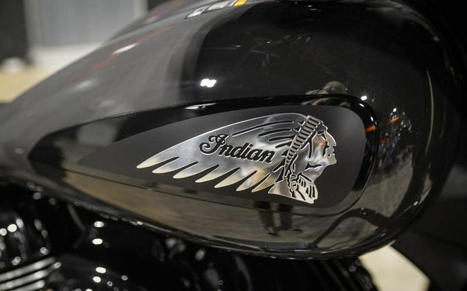 2024 Indian Motorcycle® Chieftain® Dark Horse® w/Powerband Audio Pkg Granite Gray