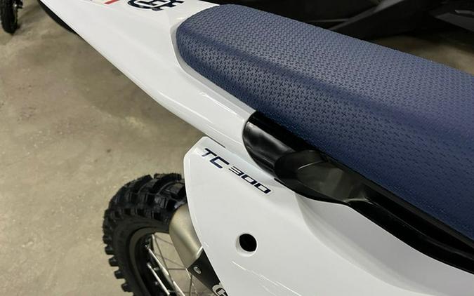 2025 Husqvarna TC 300
