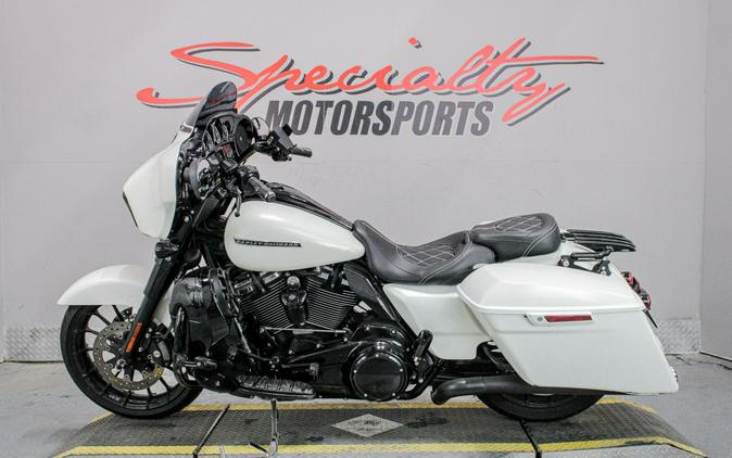 2018 Harley-Davidson Street Glide® Special