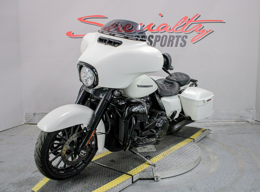 2018 Harley-Davidson Street Glide® Special