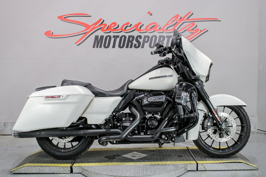 2018 Harley-Davidson Street Glide® Special