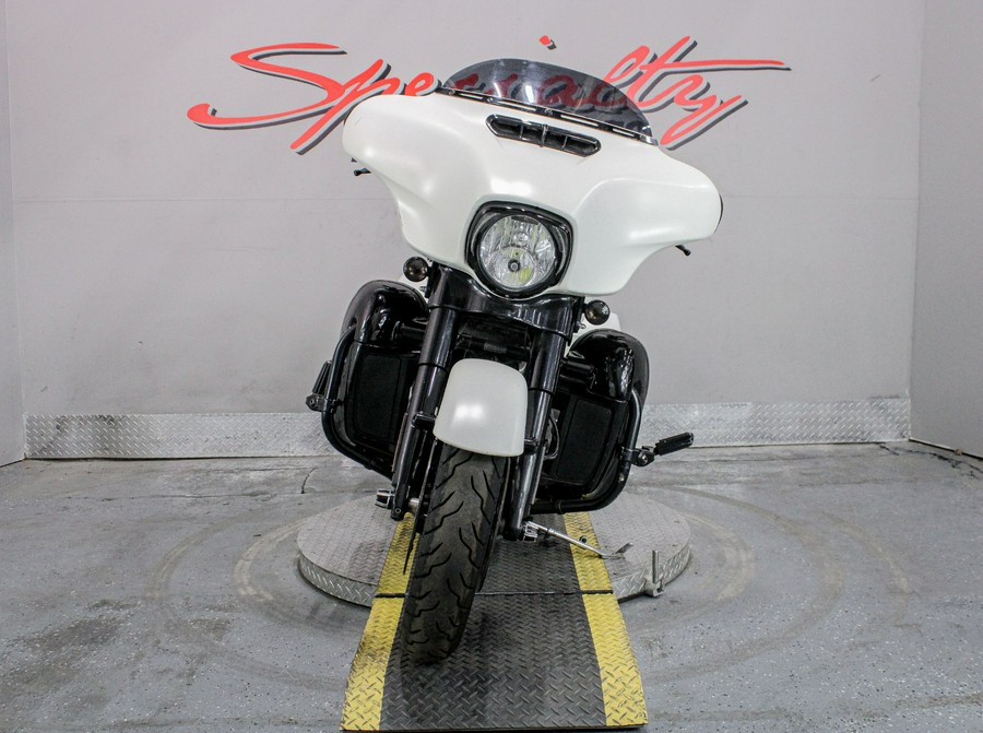 2018 Harley-Davidson Street Glide® Special