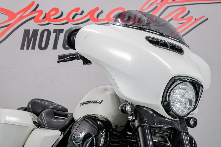 2018 Harley-Davidson Street Glide® Special