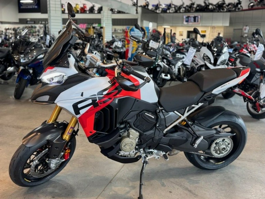 2025 Ducati Multistrada V4 RS