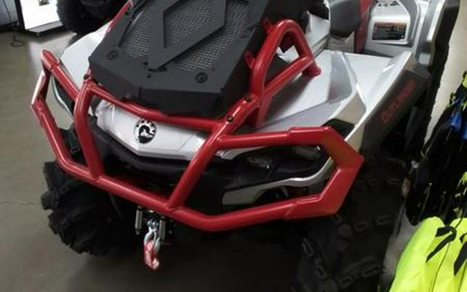 2024 Can-Am® Outlander X mr 1000R Hyper Silver & Legion Red