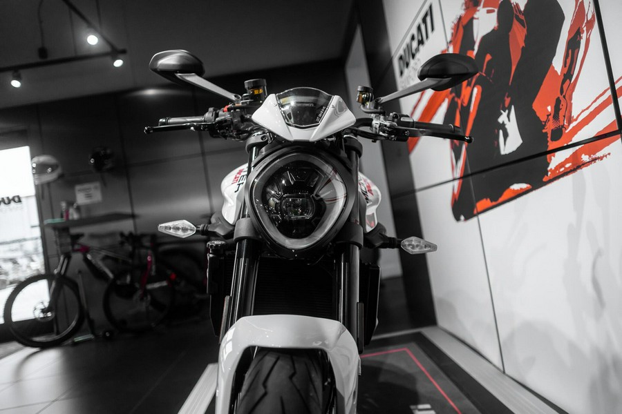 2025 Ducati Monster 937