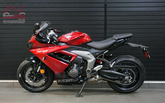 2025 Triumph Daytona 660 Carnival Red/Sapphire Black