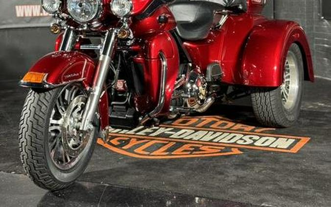 2013 Harley-Davidson® FLHTCUTG - Tri Glide® Ultra Classic®