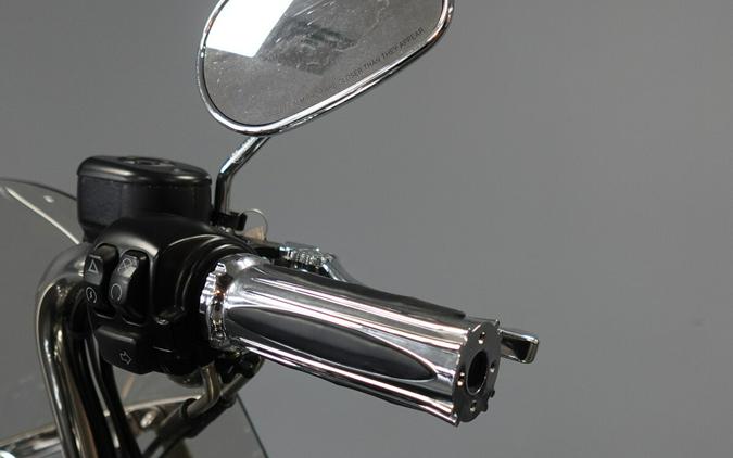 2016 Harley-Davidson 1200 Custom