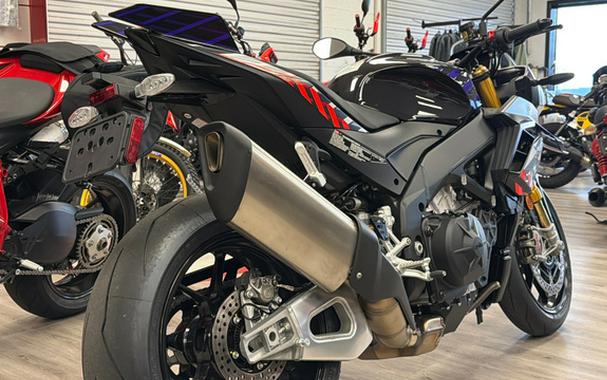2027 Aprilia TUONO V4 1100 FACTORY
