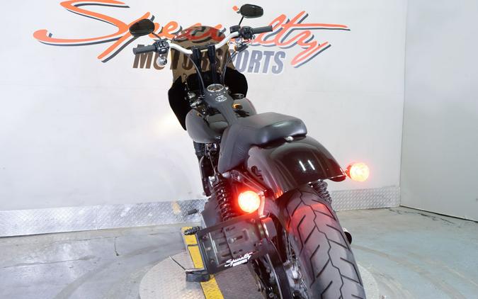 2016 Harley-Davidson DYNA STREET BOB