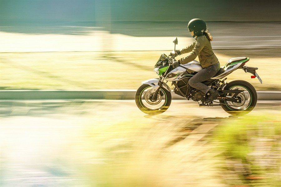 2024 Kawasaki Z® e-1 ABS - Spark a New Era As Early As December 2023!